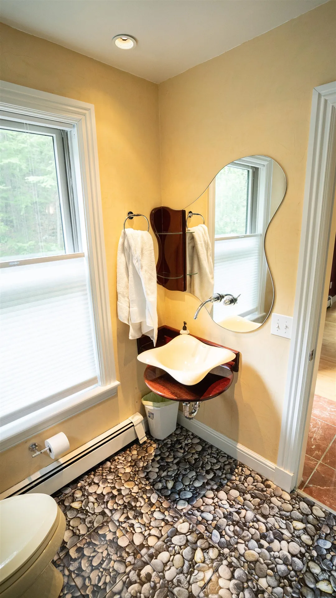 1044 Plain Road Hinsdale NH 03451
