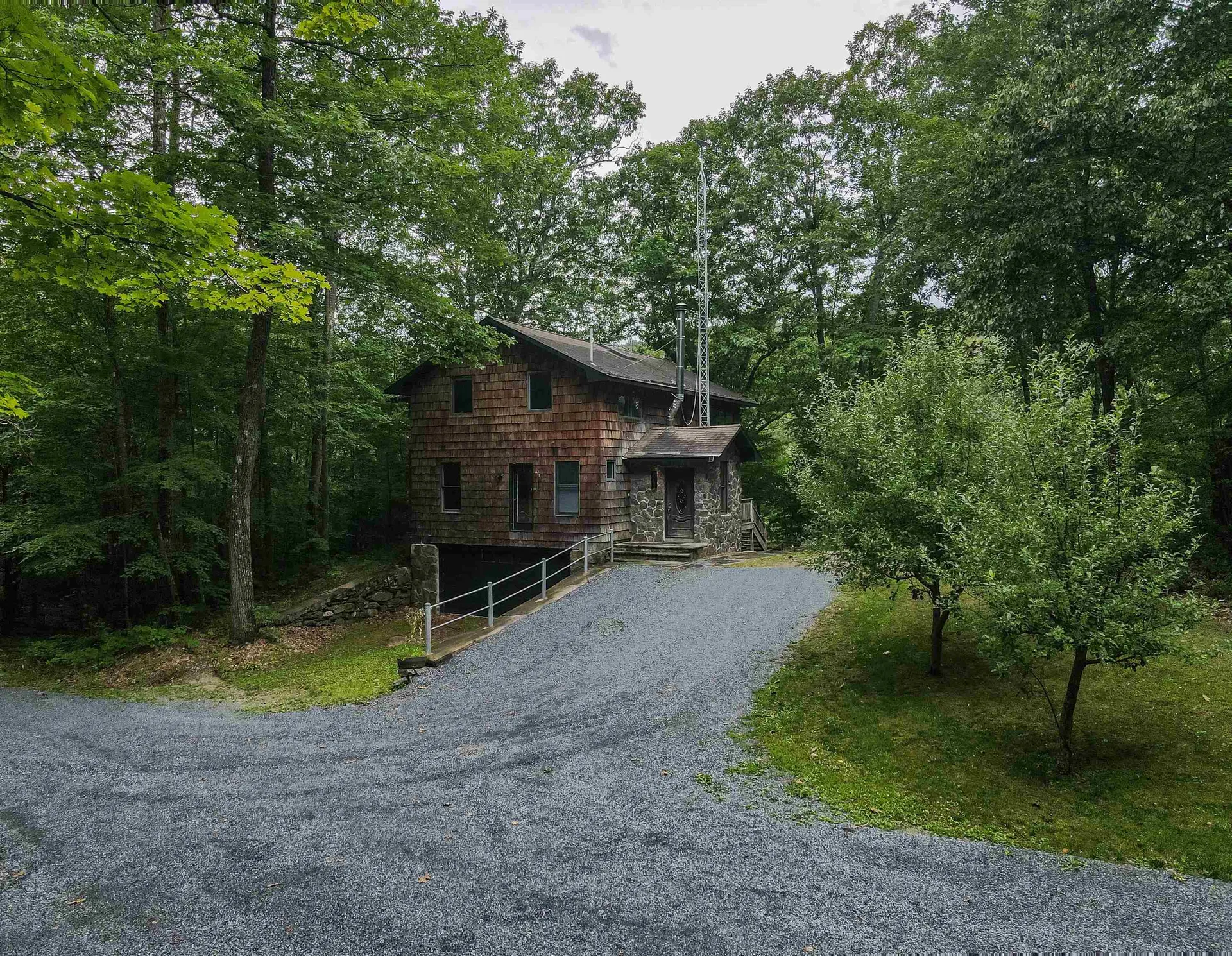 1044 Plain Road Hinsdale NH 03451