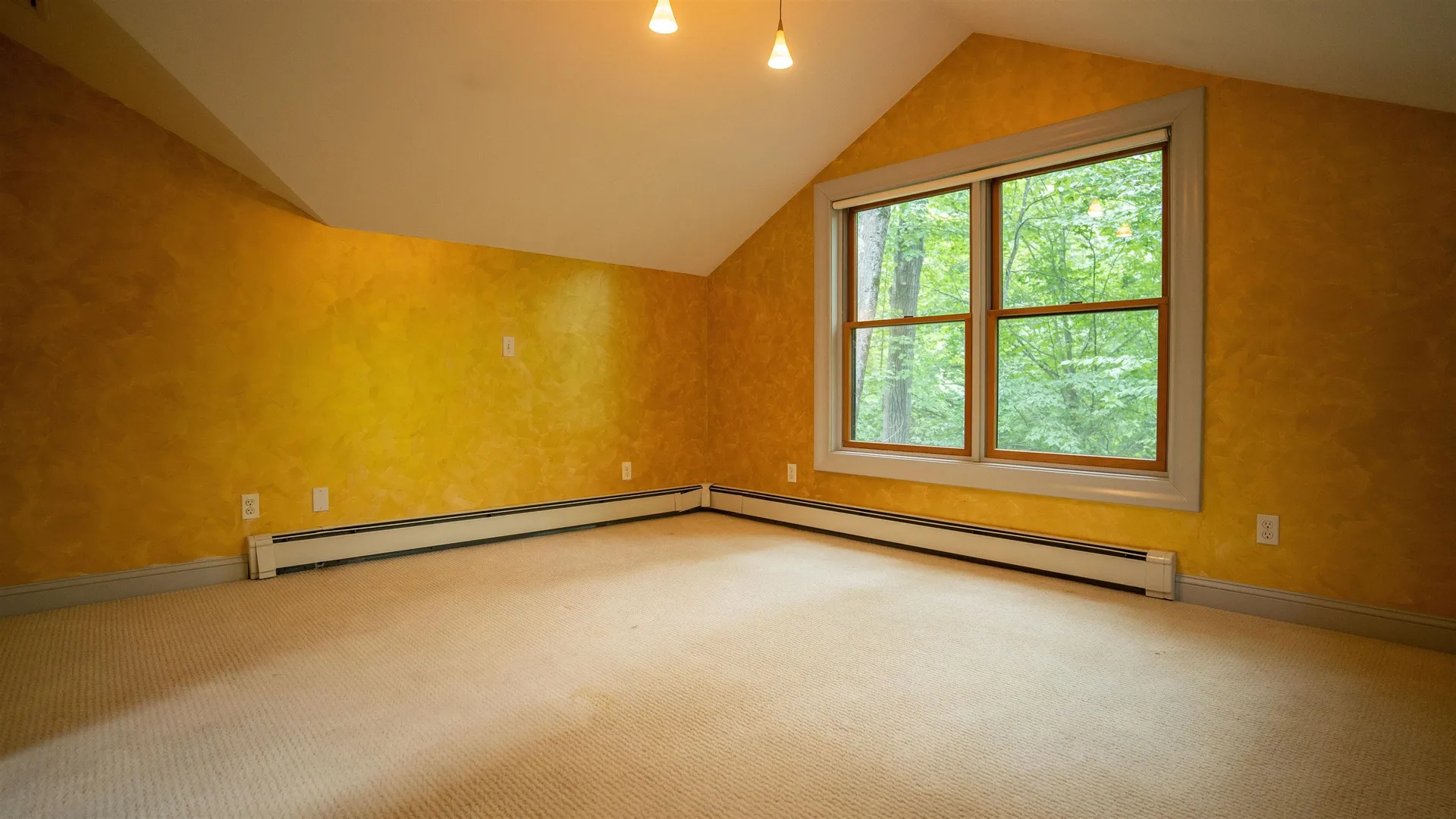 1044 Plain Road Hinsdale NH 03451
