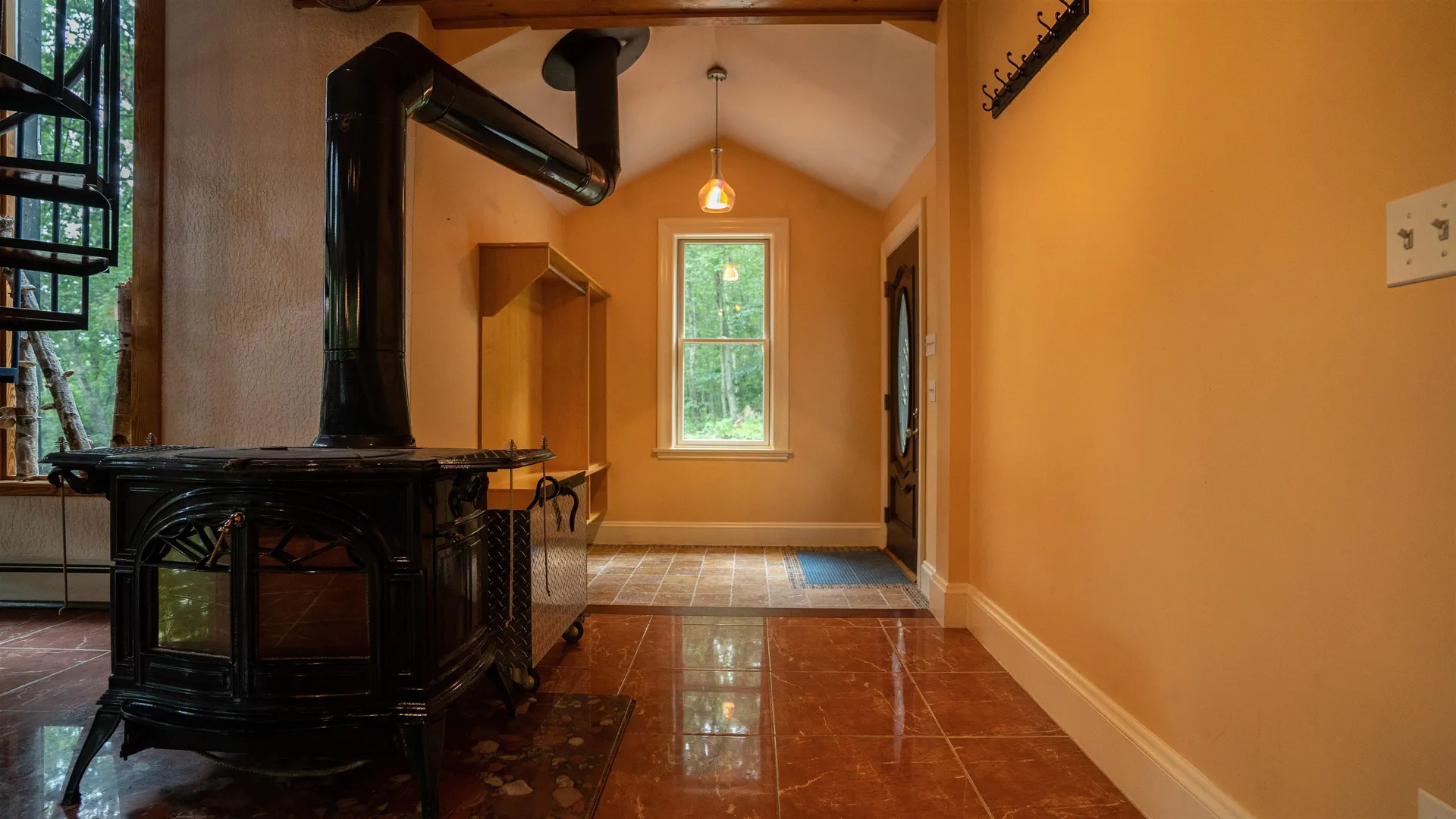 1044 Plain Road Hinsdale NH 03451