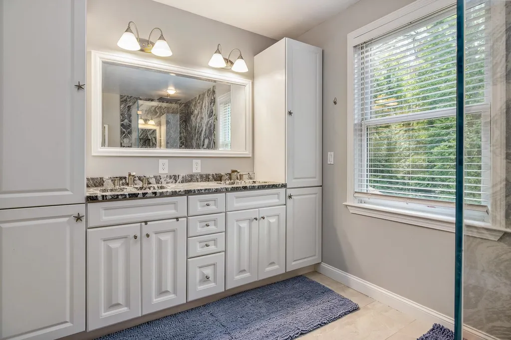 33 Boyce Road Eliot ME 03903