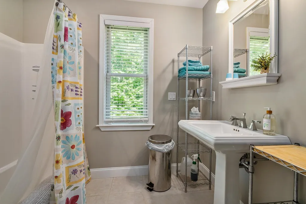 33 Boyce Road Eliot ME 03903