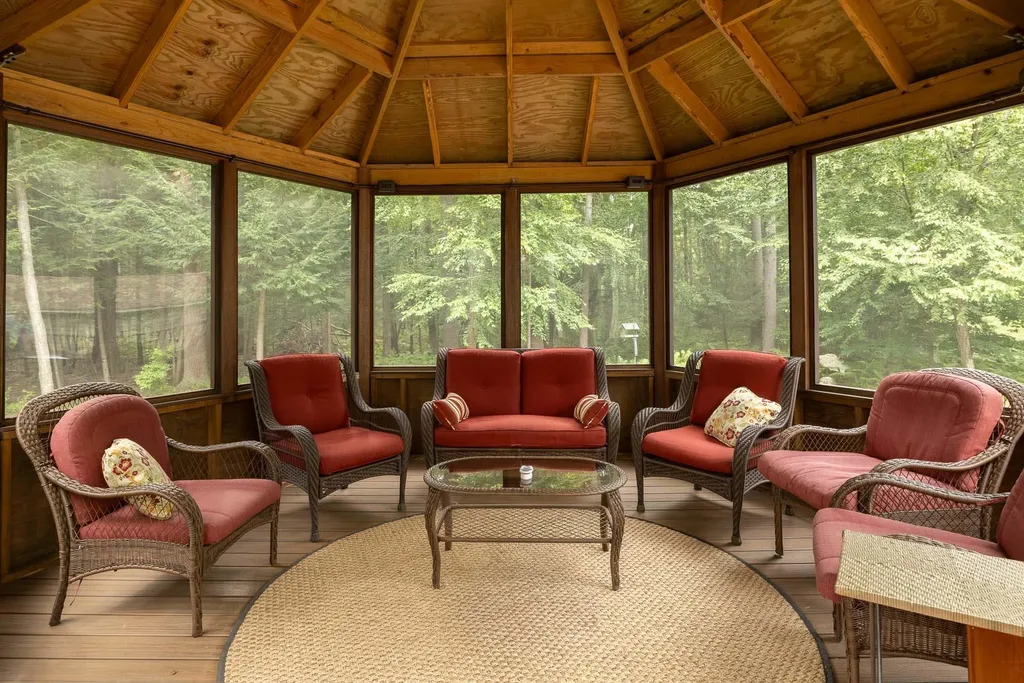 33 Boyce Road Eliot ME 03903