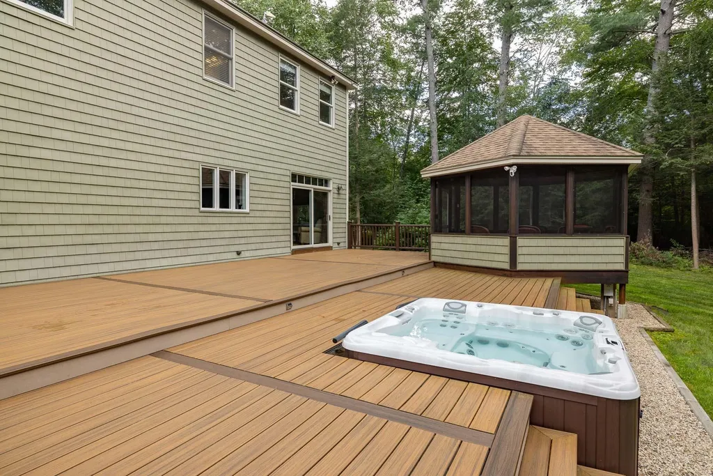 33 Boyce Road Eliot ME 03903