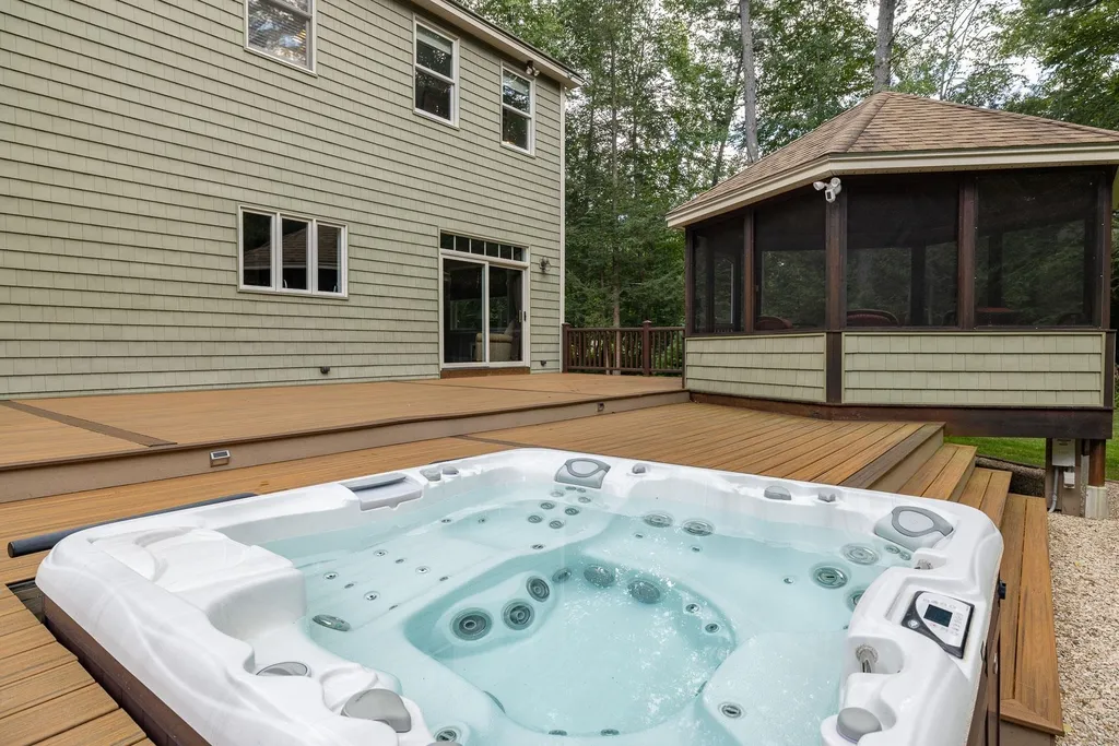 33 Boyce Road Eliot ME 03903
