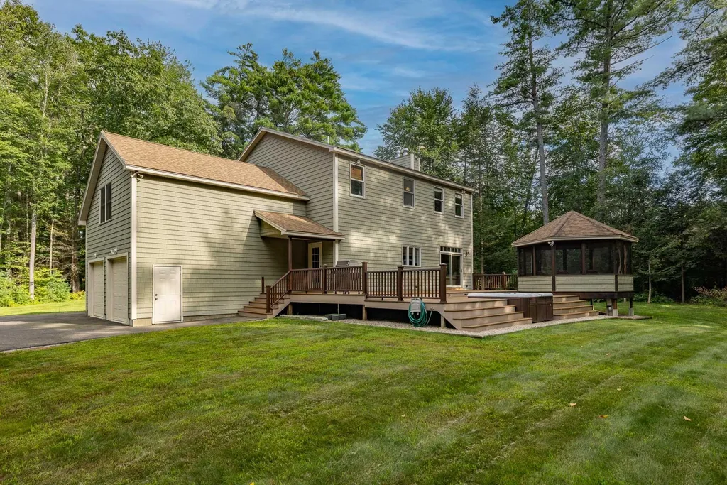 33 Boyce Road Eliot ME 03903