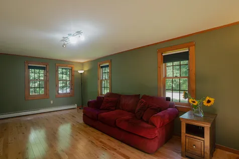 36 Goldfinch Lane Brattleboro VT 05301