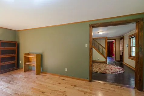 36 Goldfinch Lane Brattleboro VT 05301