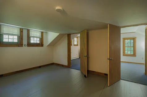 36 Goldfinch Lane Brattleboro VT 05301