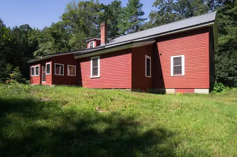 36 Goldfinch Lane Brattleboro VT 05301