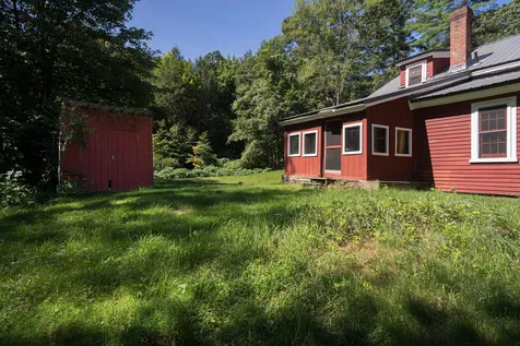 36 Goldfinch Lane Brattleboro VT 05301