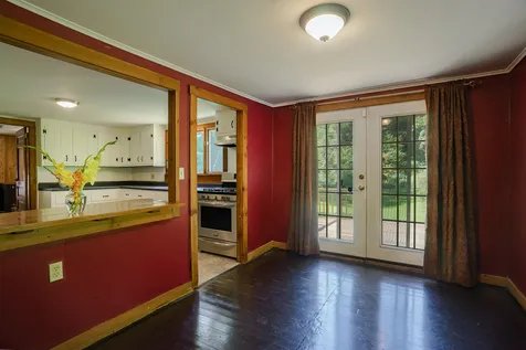 36 Goldfinch Lane Brattleboro VT 05301
