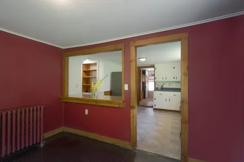 36 Goldfinch Lane Brattleboro VT 05301