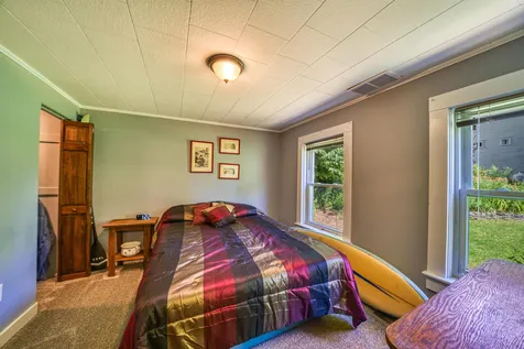 8 School Street Sunapee NH 03782