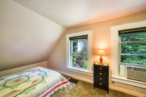 8 School Street Sunapee NH 03782