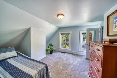 8 School Street Sunapee NH 03782