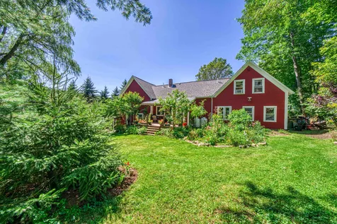 8 School Street Sunapee NH 03782