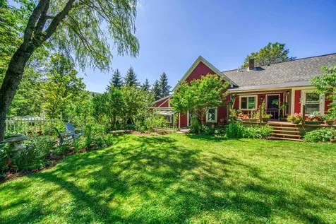 8 School Street Sunapee NH 03782