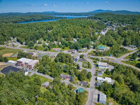 8 School Street Sunapee NH 03782