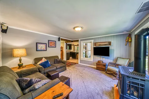 8 School Street Sunapee NH 03782