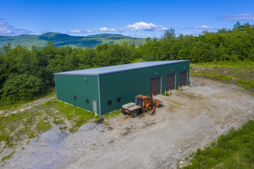 23 Spruce Ridge Road Hebron NH 03241