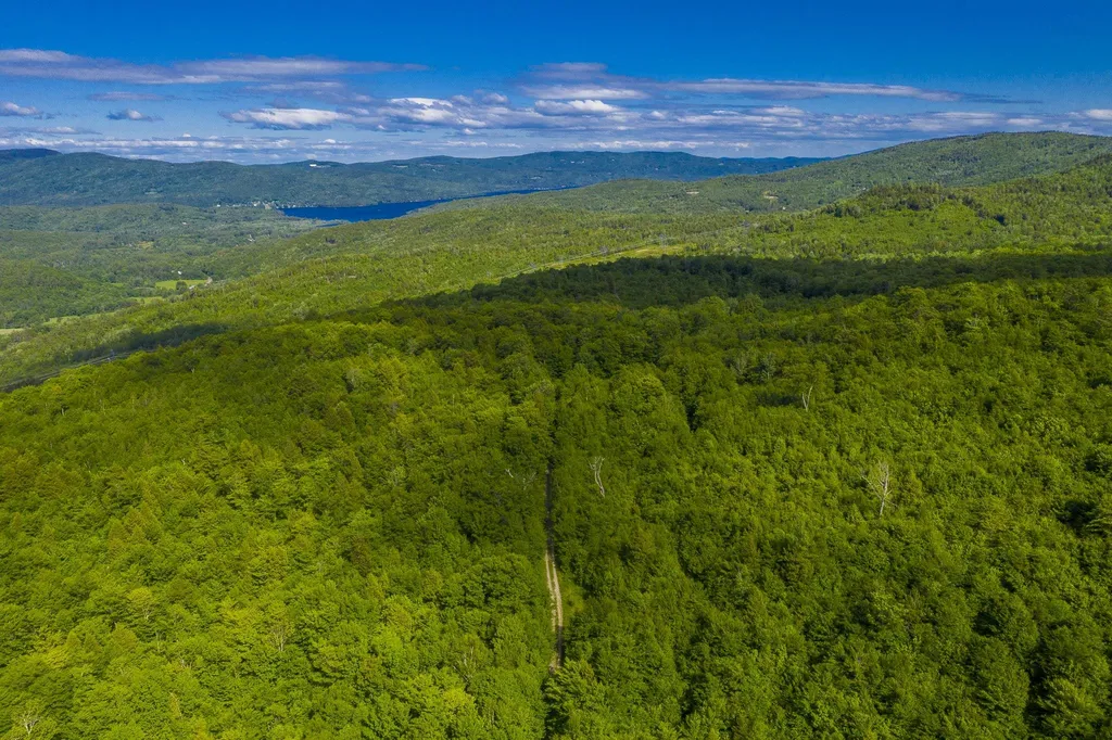 23 Spruce Ridge Road Hebron NH 03241