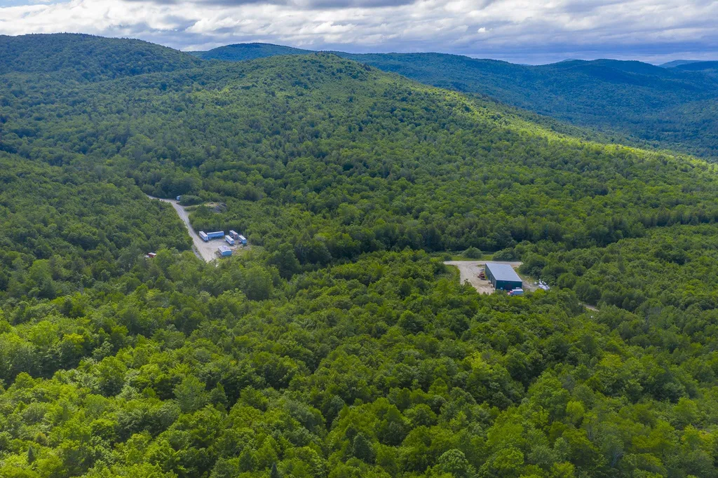 23 Spruce Ridge Road Hebron NH 03241