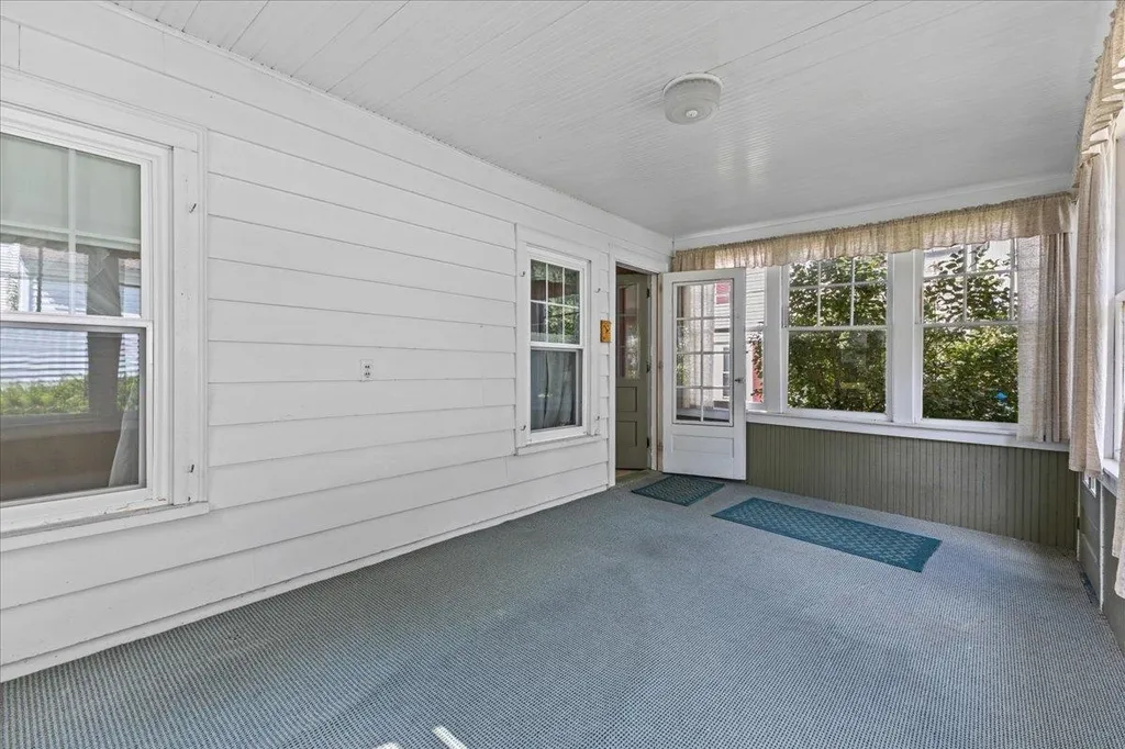 15 East Cherry Avenue Morristown VT 05661