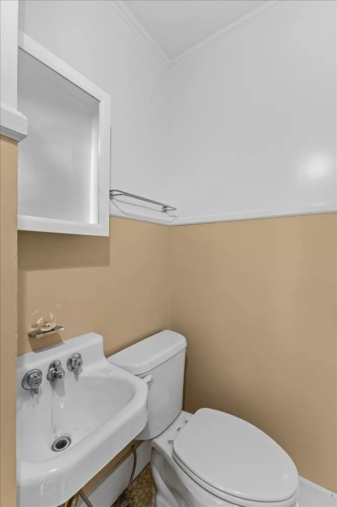 15 East Cherry Avenue Morristown VT 05661
