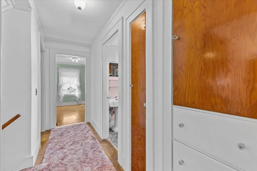 15 East Cherry Avenue Morristown VT 05661