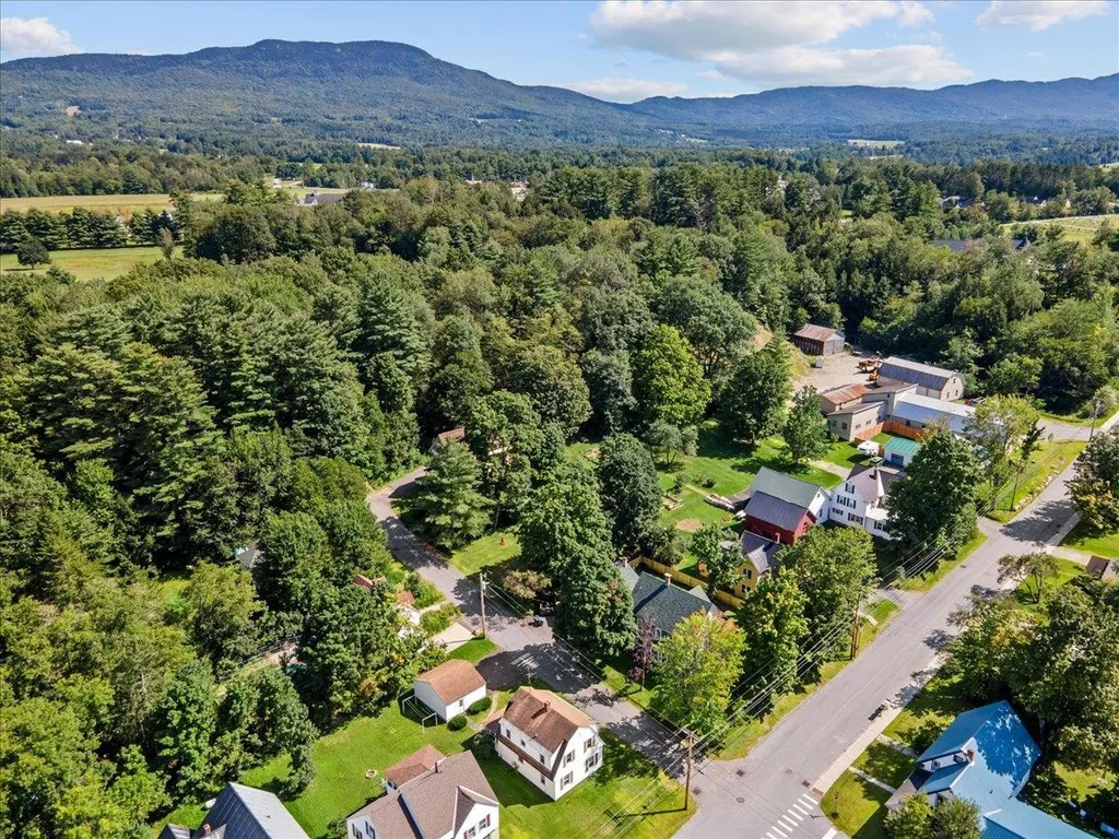 15 East Cherry Avenue Morristown VT 05661