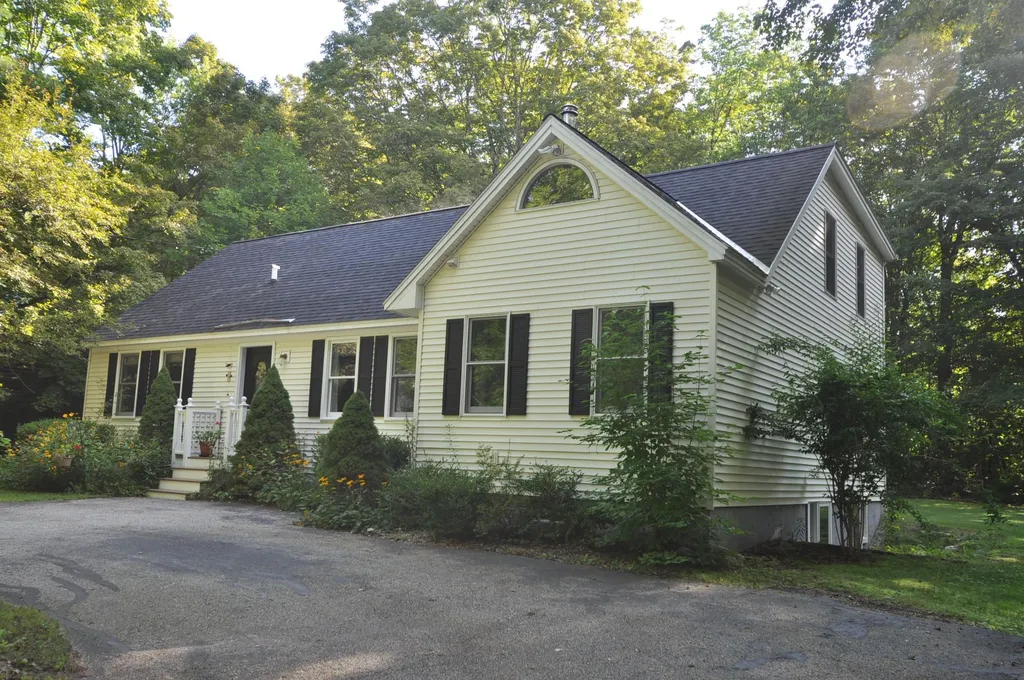 367 Carlen Street Manchester VT 05255