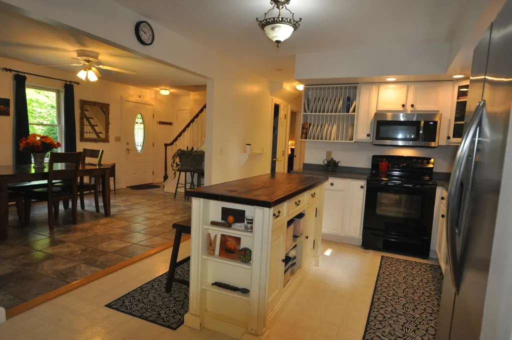 367 Carlen Street Manchester VT 05255