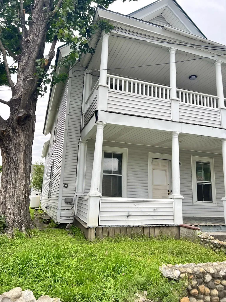 2 Plain Street Barre City VT 05641