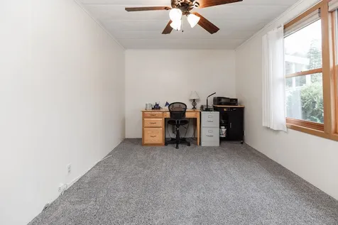6 Village Drive Raymond NH 03077