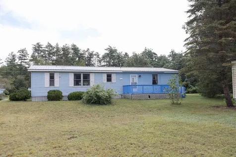 6 Village Drive Raymond NH 03077