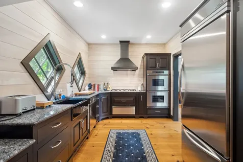 548 Putnam Forest Road Stowe VT 05672