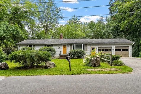 77 Adams Street Milford NH 03055