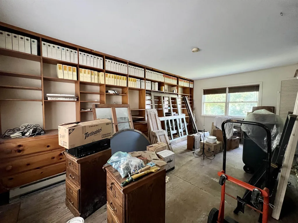 102 North Shore Road Isle La Motte VT 05463-9710
