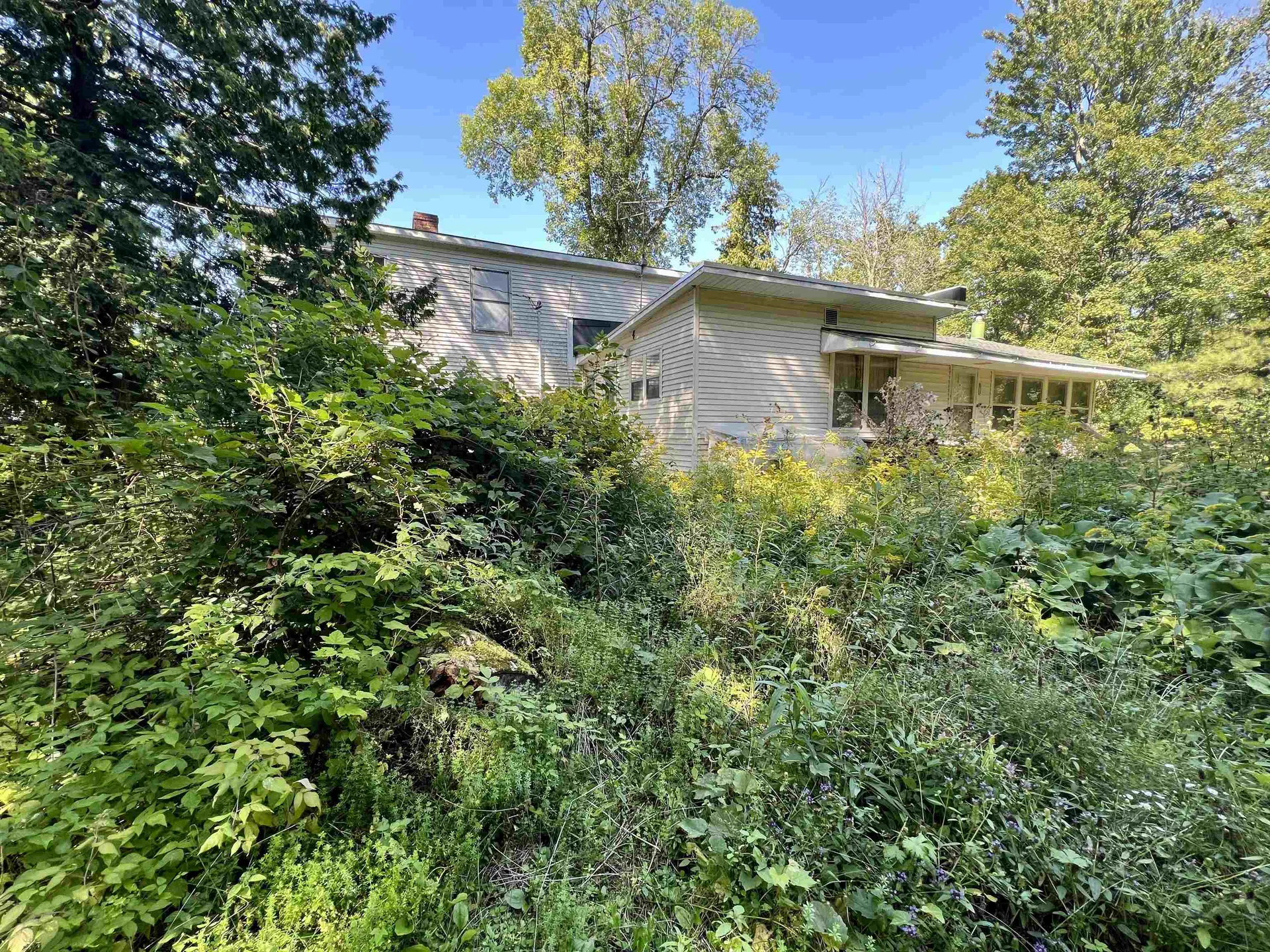 102 North Shore Road Isle La Motte VT 05463-9710