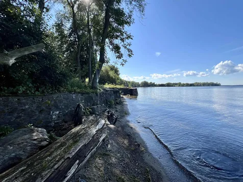 102 North Shore Road Isle La Motte VT 05463-9710