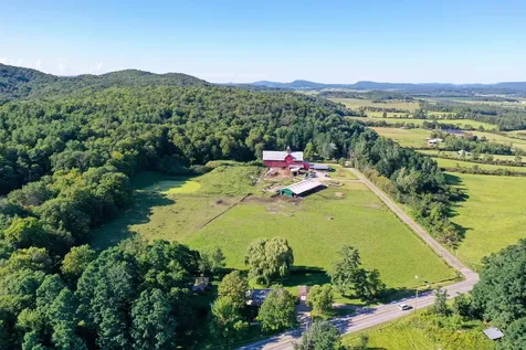 155 Burnham Drive Waltham VT 05491