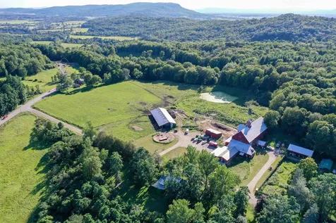 155 Burnham Drive Waltham VT 05491