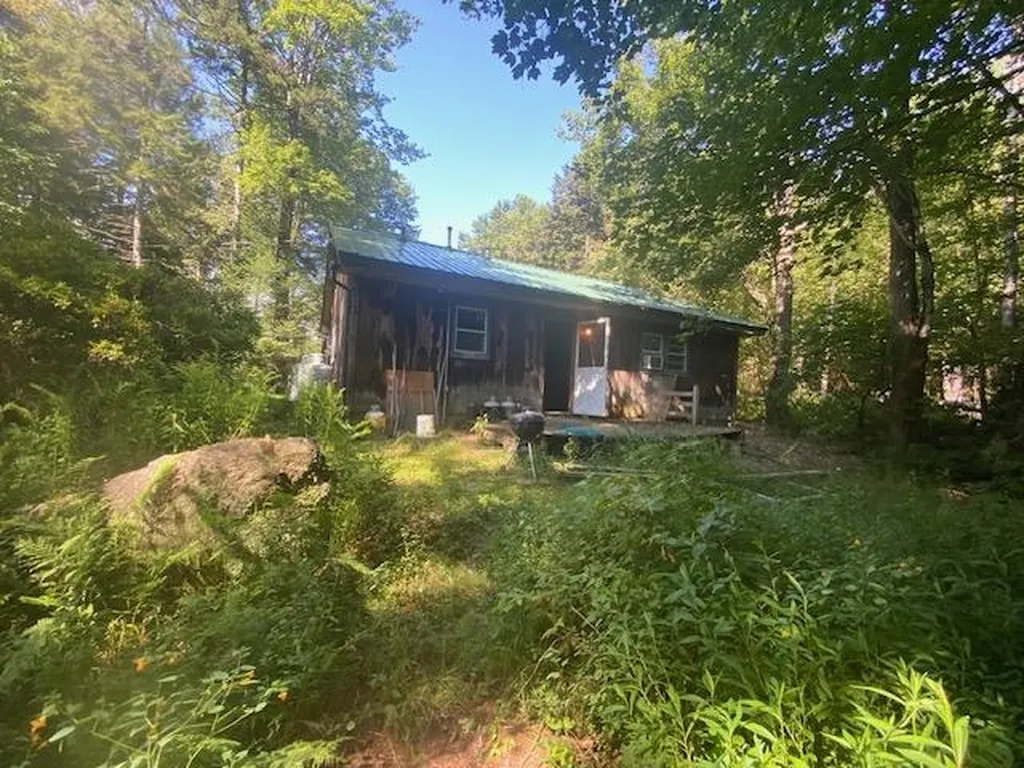 358 Wiggin Road Danbury NH 03230