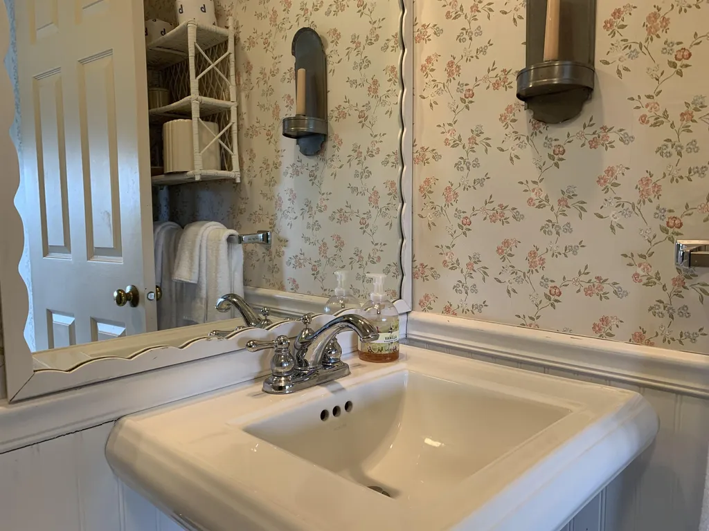 355 Lyman Batcheller Road Hartford VT 05059