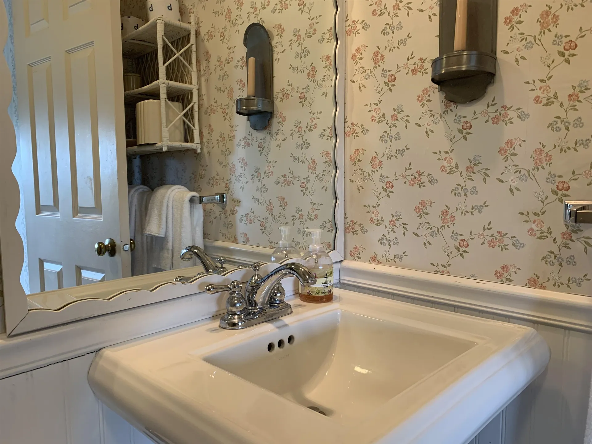 355 Lyman Batcheller Road Hartford VT 05059