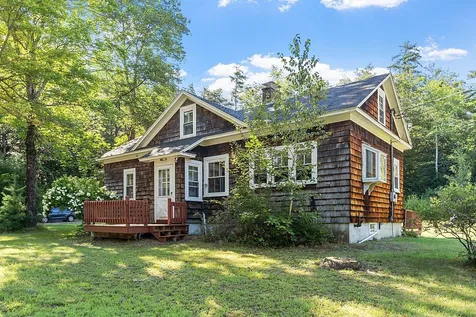 1204 Moultonboro Neck Road Moultonborough NH 03254