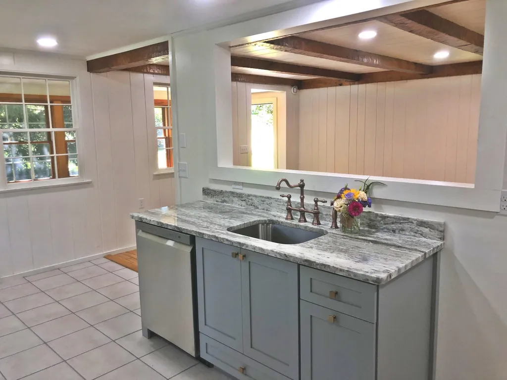 2127 E Woodstock Road Woodstock VT 05091