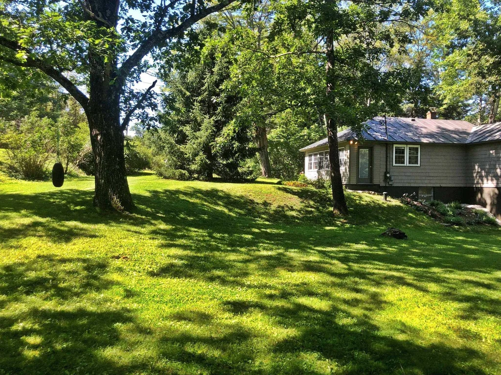 2127 E Woodstock Road Woodstock VT 05091
