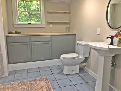 2127 E Woodstock Road Woodstock VT 05091